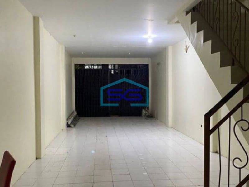 Disewakan Ruko Bagus Terawat di Kosambi Baru 2 Lantai Ada AC Jakarta Barat