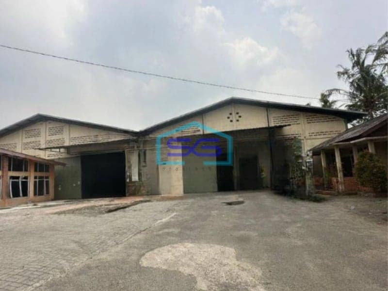 Disewakan Gudang Ada Kantor Luas Bangunan 6700 m² di Cikupa Tangerang