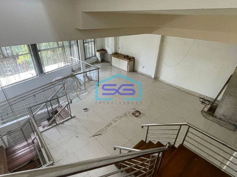 Disewakan Ruang Usaha Strategis Usaha Di Mainroad Buah Batu Bandung LB 2200m2