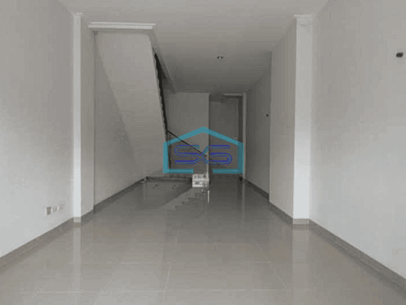 Dijual Ruko Sedayu City 2 Lantai Sudah Renovasi Luas Bangunan 270m2 di Jakarta Utara