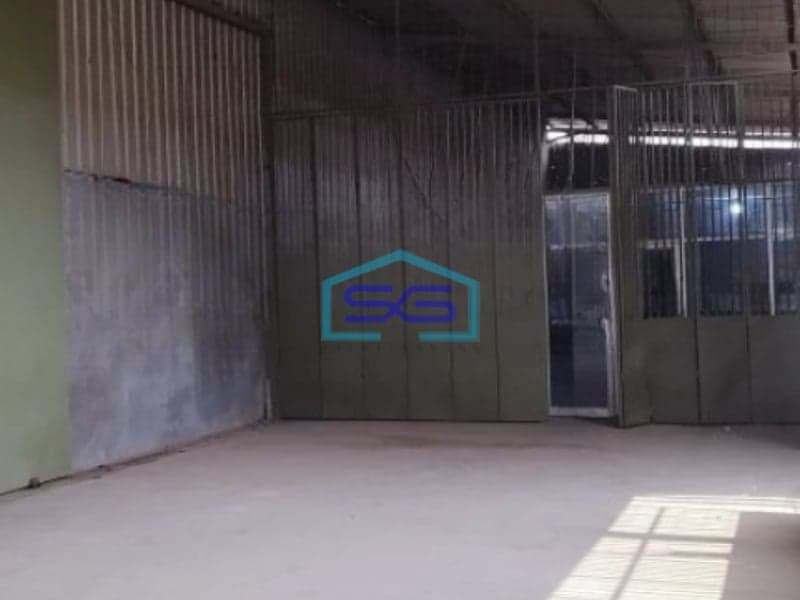 Disewakan Gudang Ada Kantor Luas Tanah 1600 m² di Cipondoh Tangerang