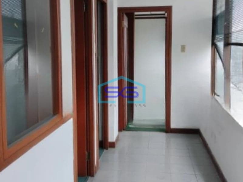 Disewakan Ruko Luas Bangunan 420 m² Lokasi Kedoya Jakarta Barat