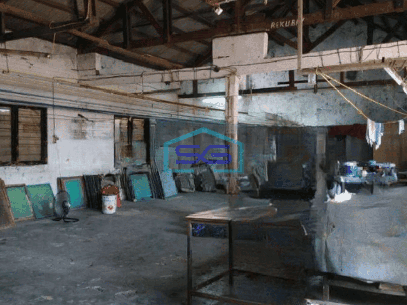 Dijual Gudang 2 Lantai Luas Bangunan  700 m² di Kalideres Jakarta Barat