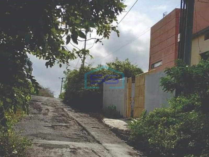 SEWA GUDANG LUAS 4 ARE DI NUSA DUA BALI