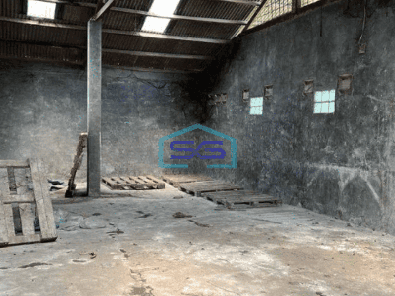 Dijual Gudang Akses Container Luas Tanah 950 m² di Holis Cigondewah Bandung