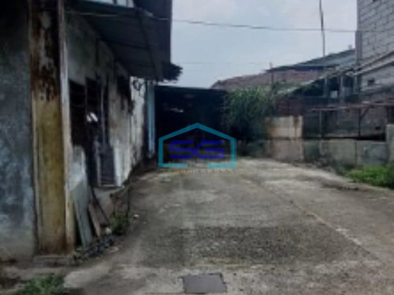 Disewakan Murah Pabrik Luas Bangunan 1500m2 Butuh Renovasi Akses Kontener 40 feet Kamal Jakarta Utara