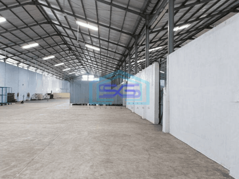 Disewakan Gudang luas di jalan poros parangloe kota makassar