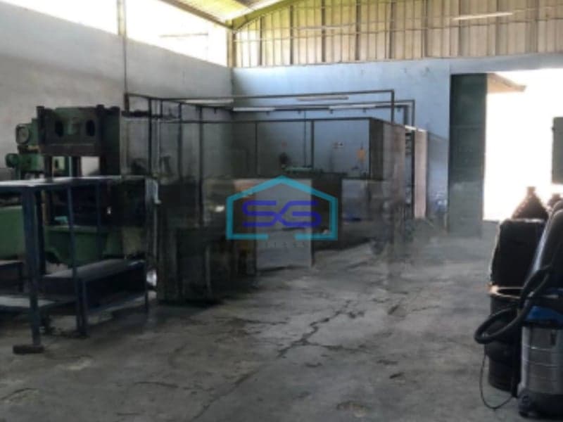 Dijual Pabrik Lokasi Bandung Barat Luas Bangunan  750 m²