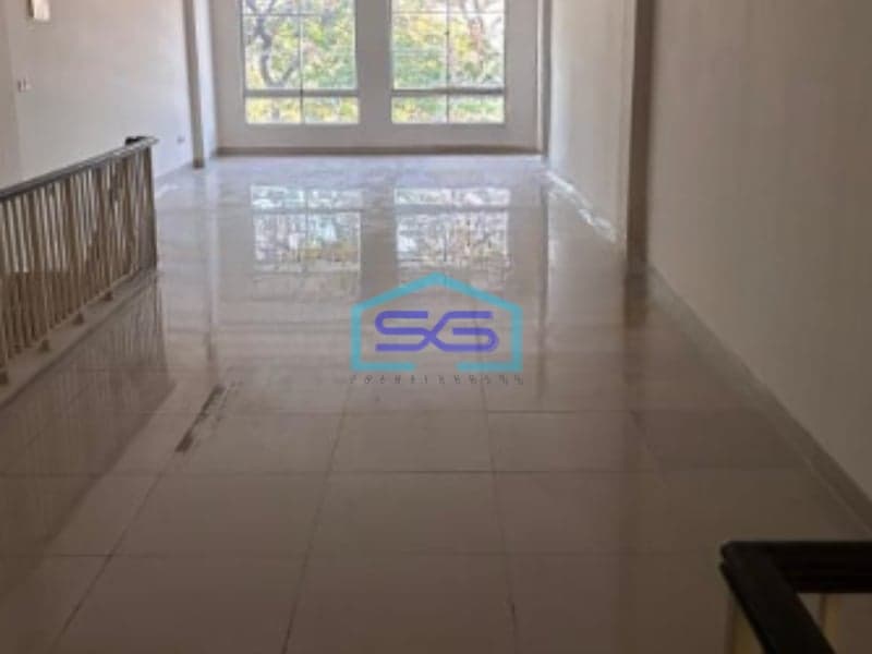 Dijual Ruko Siap Huni Luas Bangunan  236 m² Lokasi di Jakarta Barat