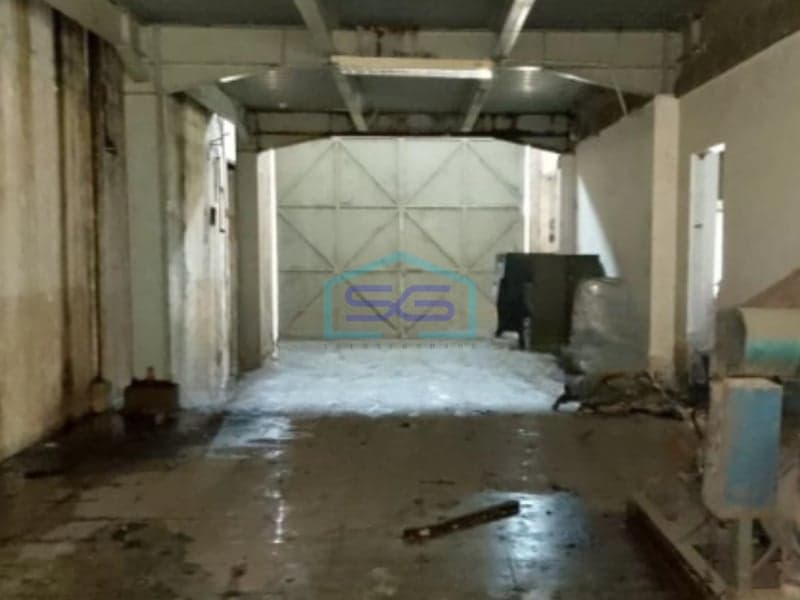 Dijual Cepat Gudang Luas Tanah 1010 m² Lokasi di Neglasari Tangerang