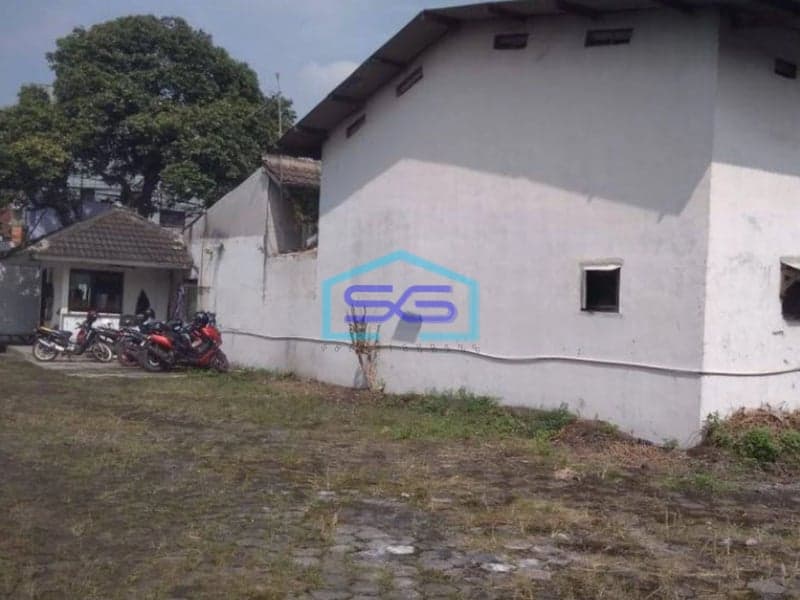 Dijual Gudang Bagus Strategis di Mohammad Toha Bandung LT 2425m2