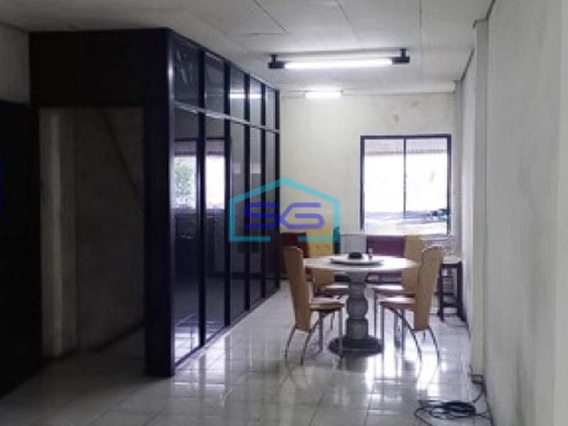 Dijual Ruko Cocok Untuk Bubut, Kantor, Strategis di Pangeran Jayakarta Jakarta Pusat LB 225m2