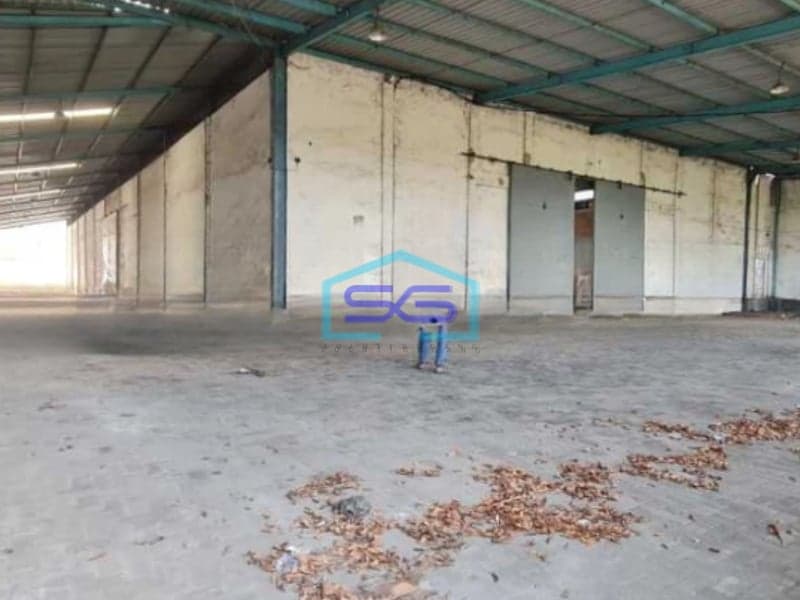 Dijual Gudang Luas Tanah  1800 m² Lokasi di Tandes Surabaya