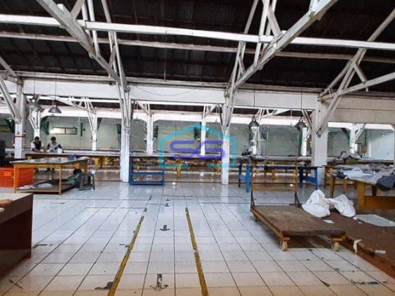 Dijual Gudang Sayap Jalan Soekarno Hatta Bandung LT 2400m2
