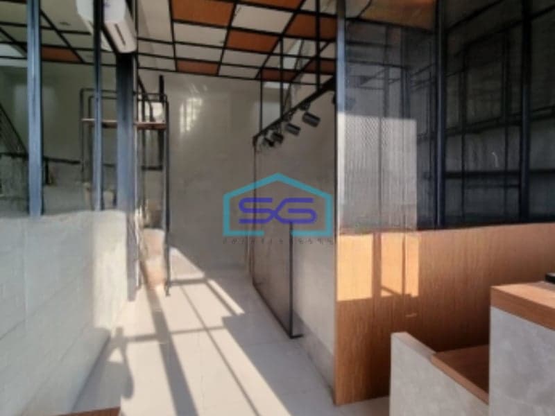 Disewakan Ruko Luas Bangunan  204 m² Lokasi Semarang