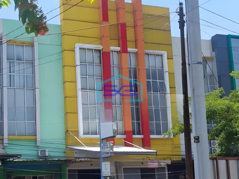 Disewakan Ruko 3 Lantai Luas Bangunan  225 m²  Lokasi Bebas Banjir di Semarang