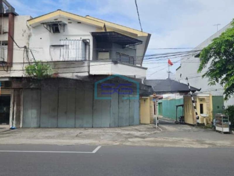 Dijual Ruko 2 Lantai, Include Furnished di Lokasi Strategis Serengan Solo Jawa Tengah LT 175m2