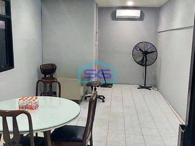 Disewakan Gudang Plus Kantor Karawaci Tangerang LT 400m2 Ada Izin Industri
