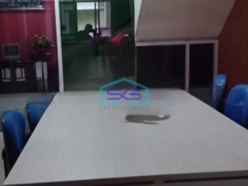 Disewakan Ruko Luas Bangunan  120 m² Lokasi Jakarta Barat