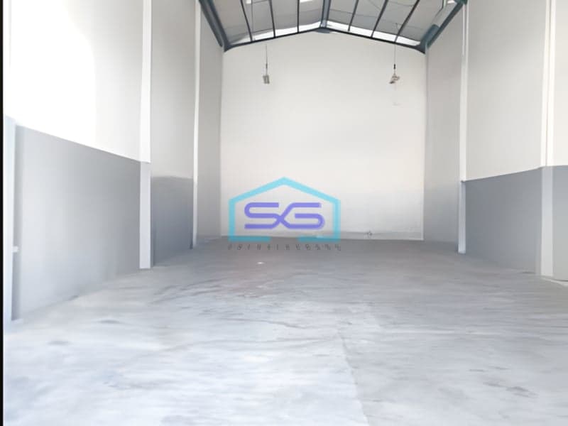 Disewakan Gudang Area Parkir Luas Lokasi Cakung Jakarta Timur Luas Tanah 324 m²