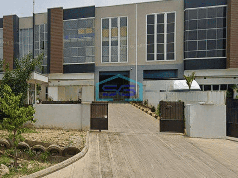 Disewakan Pabrik Dalam Kawasan Office 3 Lantai Area Cikarang LT 1298m2