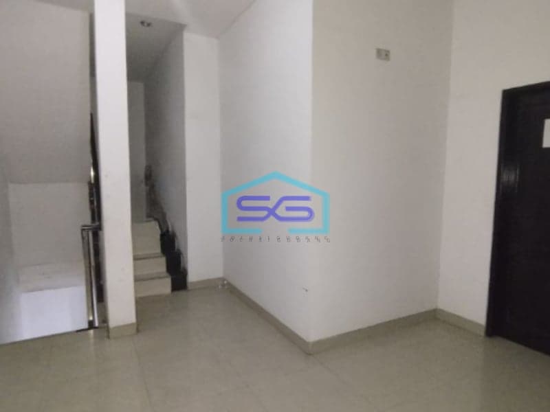 Disewakan Ruko Komersil Super Lebar Area Usaha di Taman Galaxy Bekasi LB 510m2