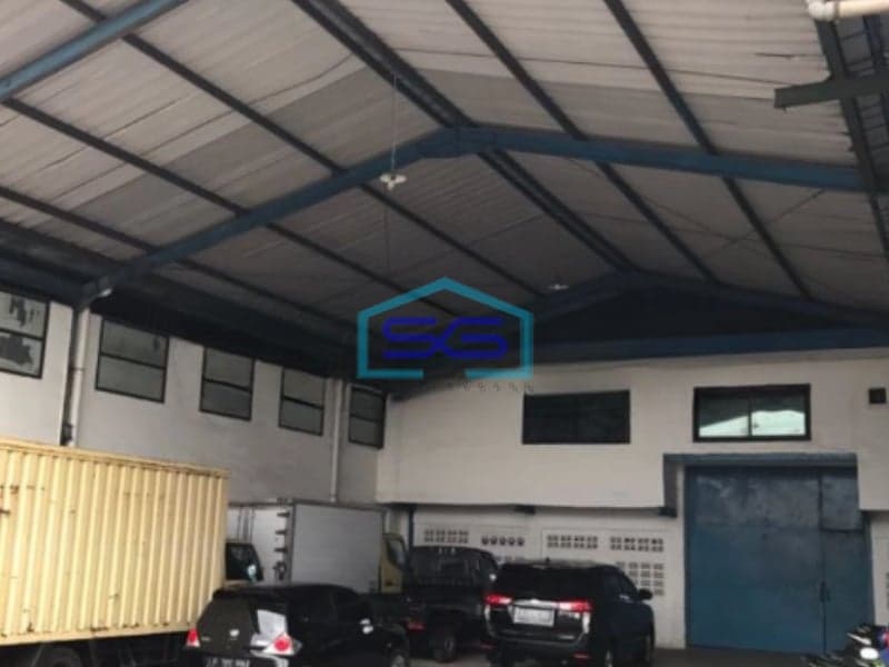 Disewakan Gudang di Moch Toha, Bandung. akses kontainer dan bebas pungli Luas Bangunan  1000 m²