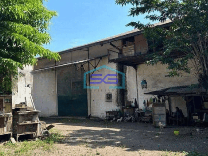 Dijual Gudang Akses Container 20 Feet di Perak Surabaya Luas Bangunan 3000 m²