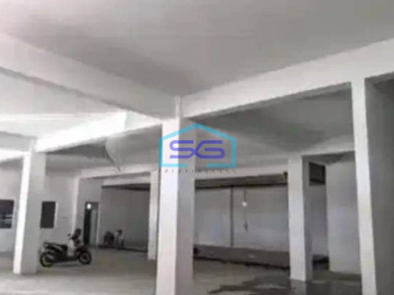 Disewakan Ruko Murah 3 Lantai Hook Area Bisnis Yogyakarta LB 800m2