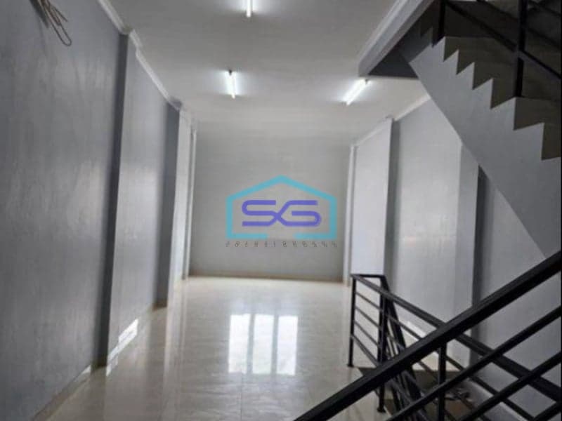 Disewakan Ruko 3 Lantai di Jalan Merdeka Tangerang LT 60m2
