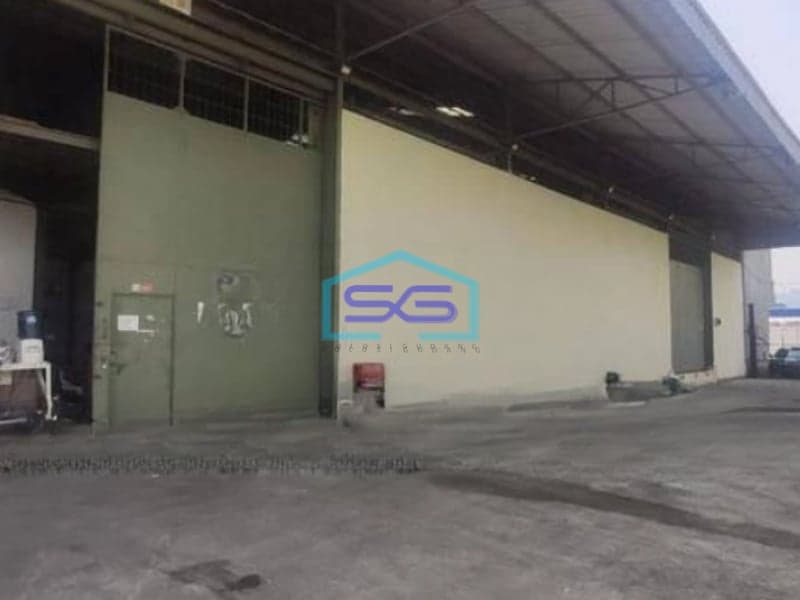 Dijual Gudang Siap Pakai Luas Tanah 6723m2 di Loji Karawang