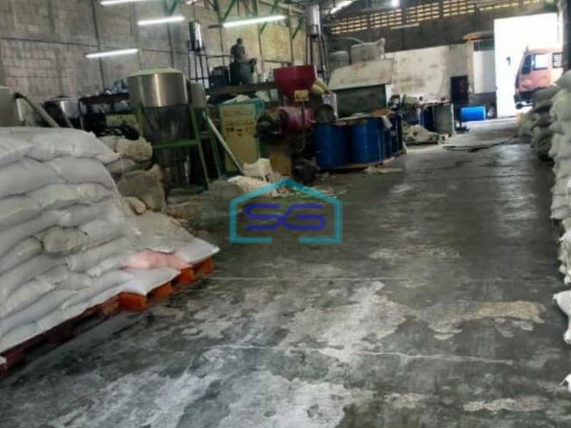 Dijual Gudang Luas Bangunan  900 m² Akses Container Lokasi Bitung Tangerang