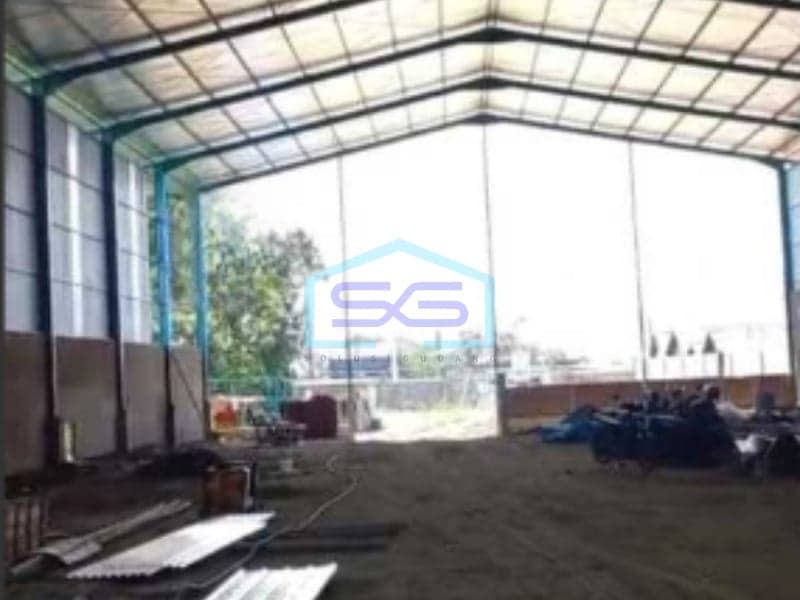 工业区仓库出租 爪哇中部德加尔 建筑面积5679平方米