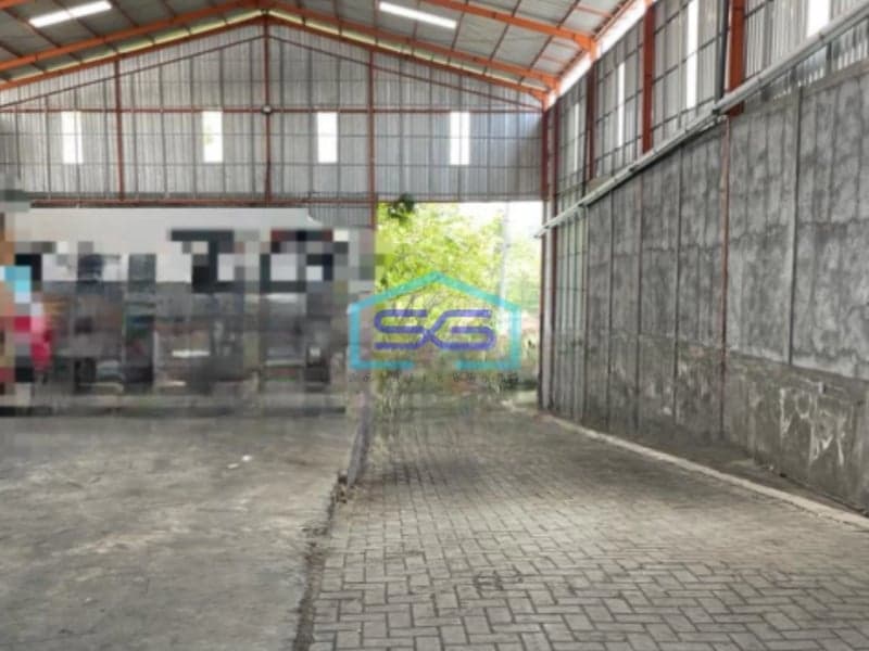 Disewakan Gudang Terdapat Loading Dock Siap Pakai di Semarang Barat