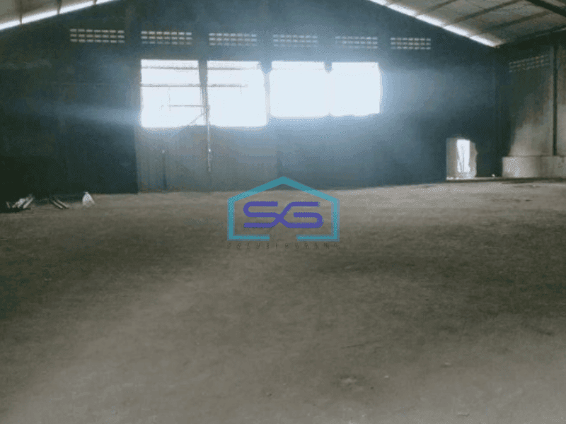 Disewakan Gudang Akses Container di Dekat Pintu Tol Kebakkramat Karanganyar Luas Tanah 1200 m²