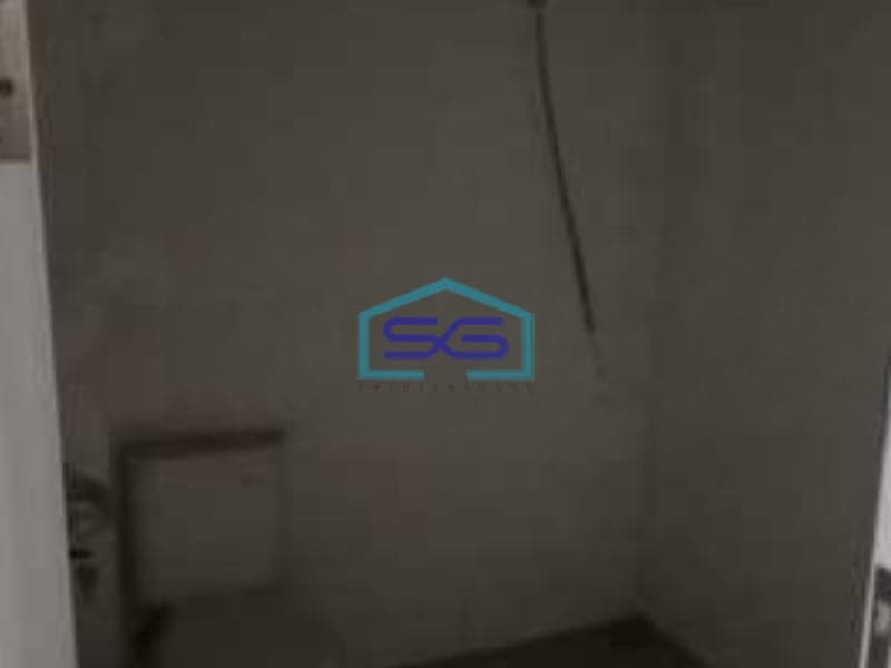 Disewakan Ruko 3 Lantai luas Bangunan 225 m² Lokasi Teluk Naga Tangerang