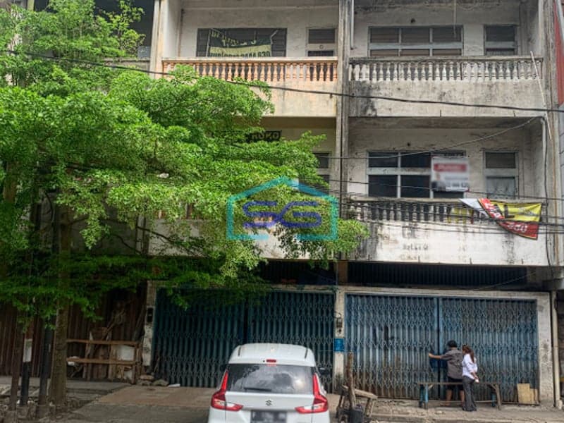 Disewakan 3 Unit Ruko Gandeng 3 Lantai di Pusat Kota Palembang LB 185m2