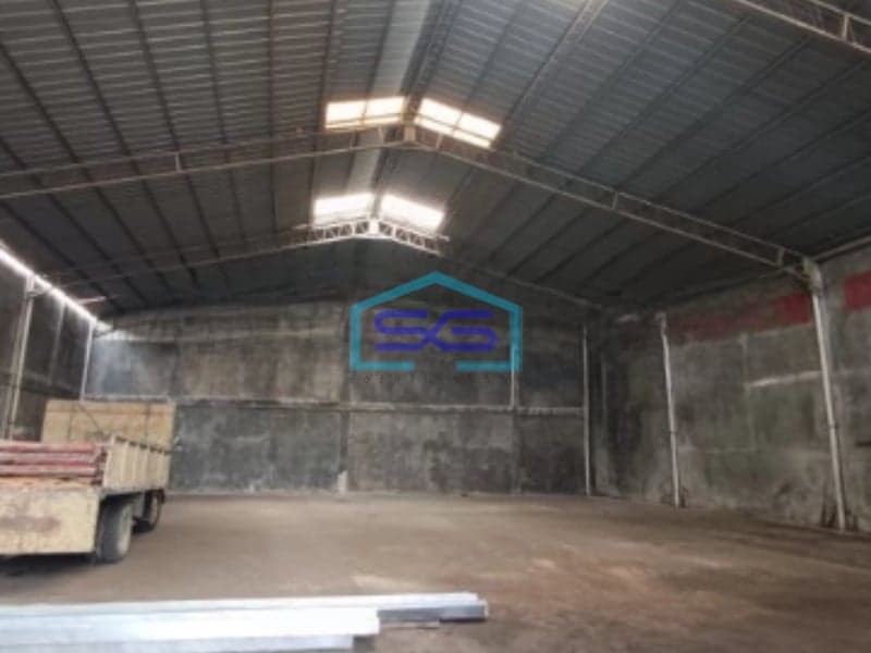 Disewakan Gudang Luas Bangunan 500 m²  Lokasi Cipondoh Tangerang