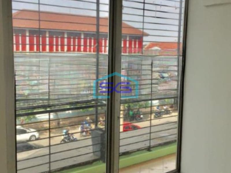 Dijual Ruko Lokasi Strategis dan Bebas Banjir di Harapan Indah Bekasi Luas Bangunan  170 m²