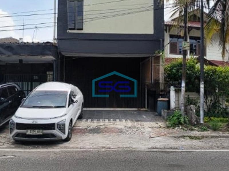 Disewakan Ruko 3 Lantai Di Tebet Timur Jakarta Selatan Dalam Lokasi Strategis LB 300m2
