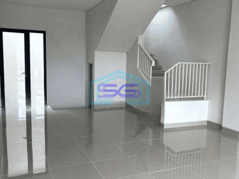 Disewakan Ruko Mewah 2Lt Nuansa Eropa di Wiyung Surabaya Barat