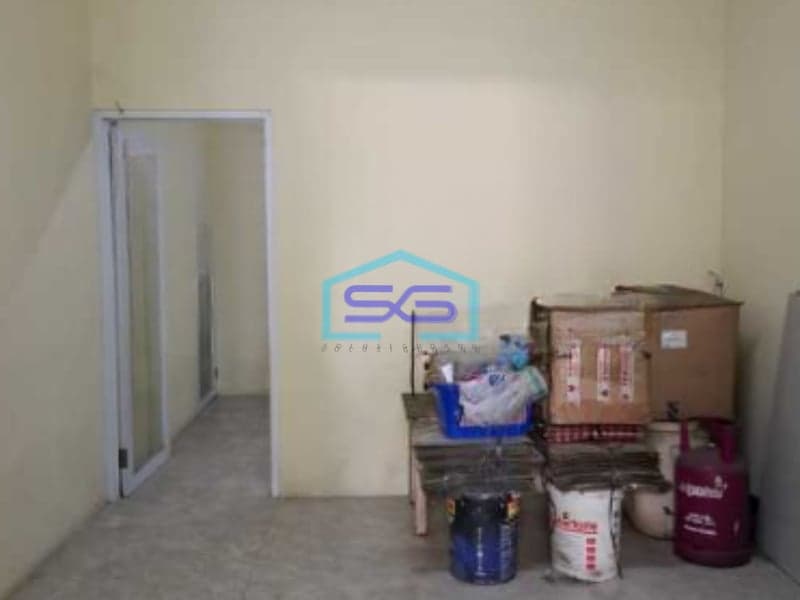 Disewakan Ruko Luas Bangunan 220 m² Lokasi Daan Mogot Jakarta Barat