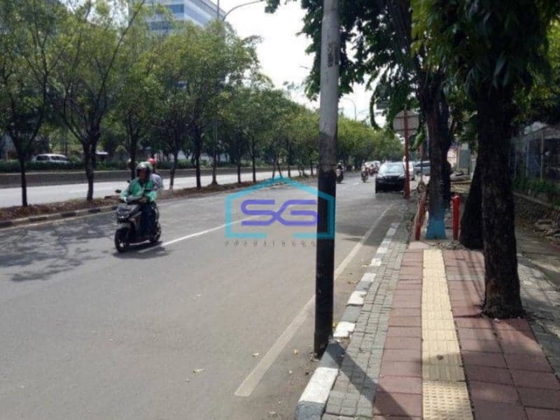 Dijual Tanah di Pramuka Raya LT 5000m2 Jakarta Pusat Strategis Dipinggir Jalan Utama