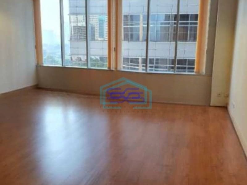 Disewakan Kantor Luas Bangunan  218 m² Lokasi di Sudirman Jakarta Selatan