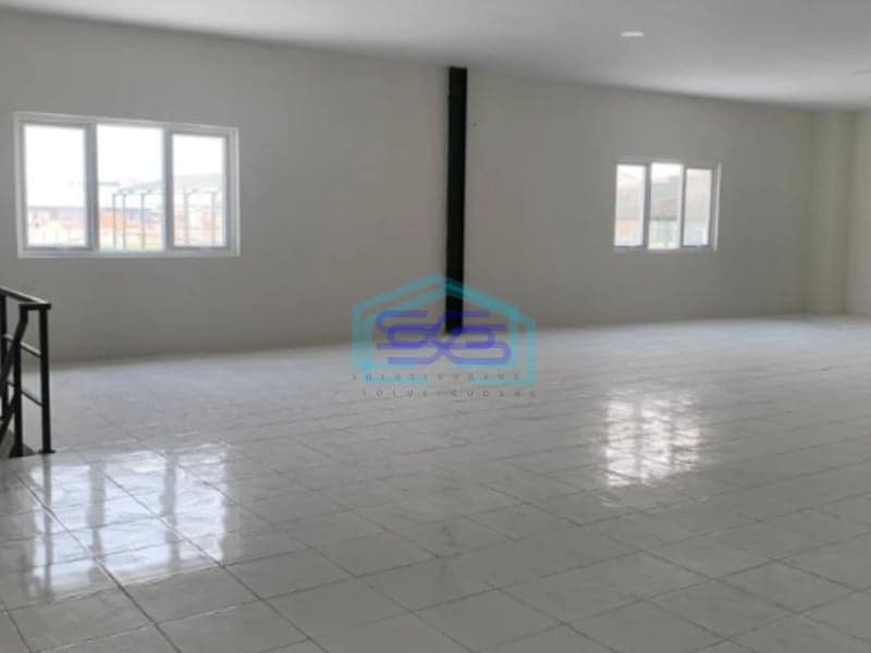 Disewakan Gudang Akses Container 40 feet Luas Bangunan  1100 m² di Pakuhaji Tangerang