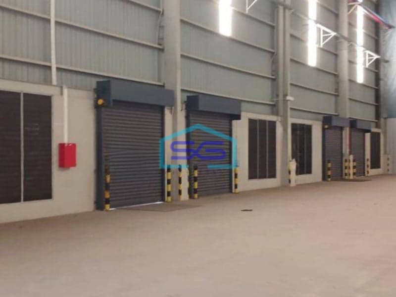 Disewakan Gudang Loading Dock di Manyar Maspion Gresik 4104m2  Bagus HGB