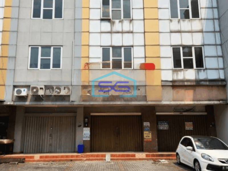 Dijual Ruko 3 Lantai Siap Huni di Golden Boulevard Bsd City Serpong Tangerang Selatan
