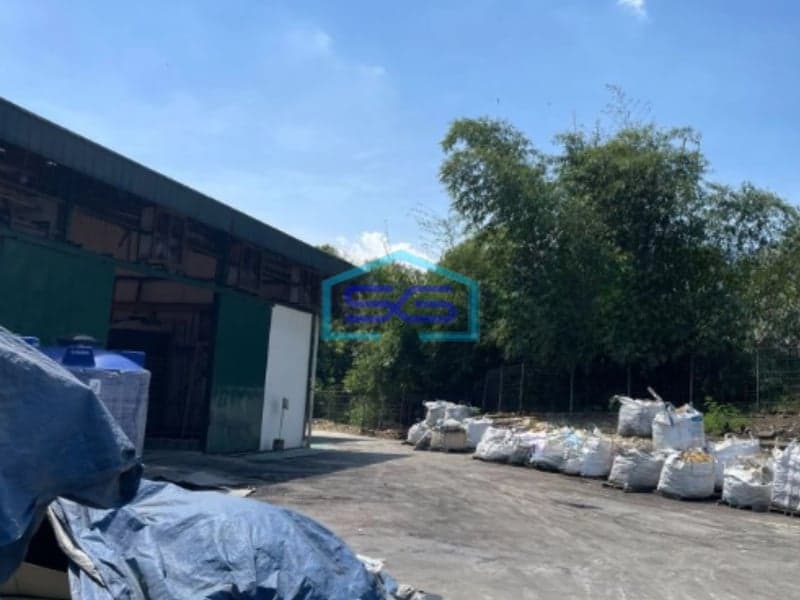 Dijual Ex Pabrik Aki Di Daerah Cicadas Gunung Putri Bogor LT 17000m2 Siap Huni