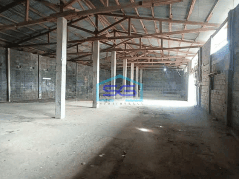 Disewakan Gudang dengan Lahan Luas Lengkap Dengan Kantor dan Meeting Room di Pengasinan Rawalumbu Bekasi