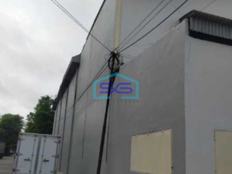 Disewakan Gudang Bagus Luas Bangunan 800m2 di Alam Sutra Serpong Tangerang Selatan